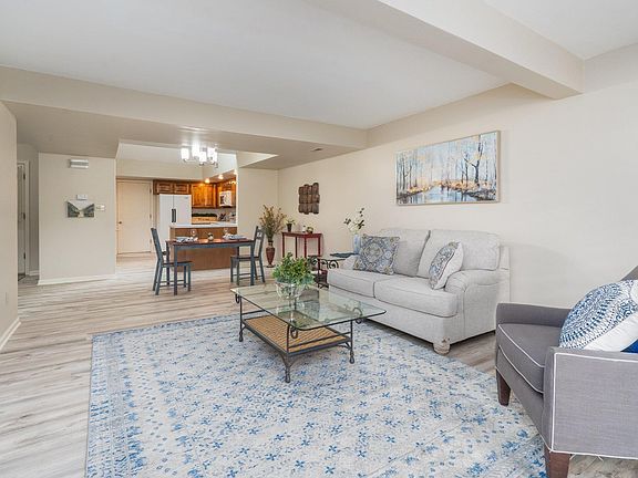 4th image of 3417 Seminole Dr