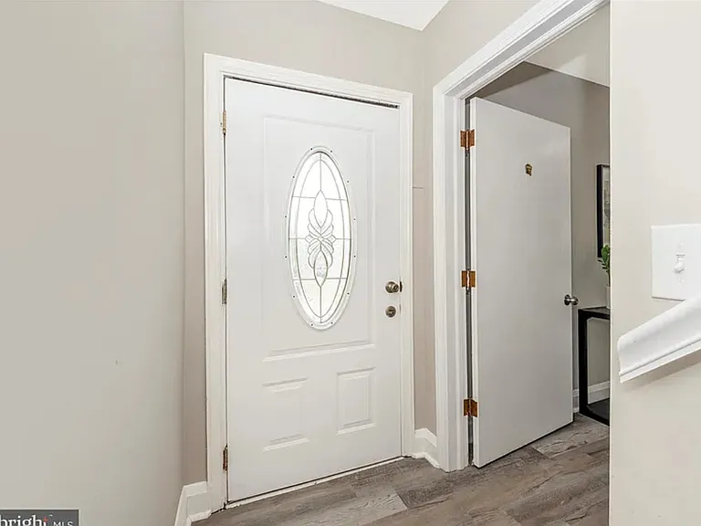 1914 Midland Rd #2 — Photo 3