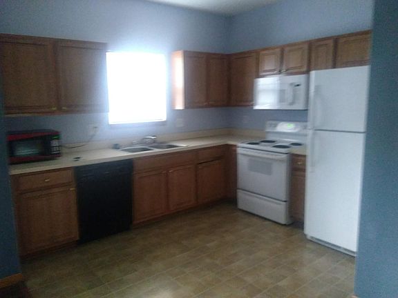 2nd image of 425 Thornton St APT D