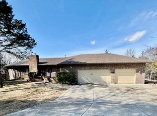 215 Timberlake Cir, Galena, MO 65656