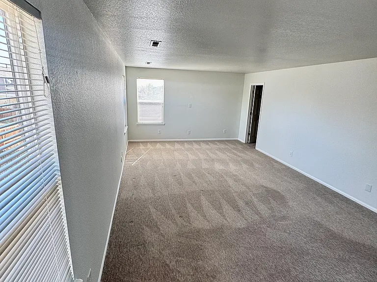 886 Ponderosa Ln — Photo 16