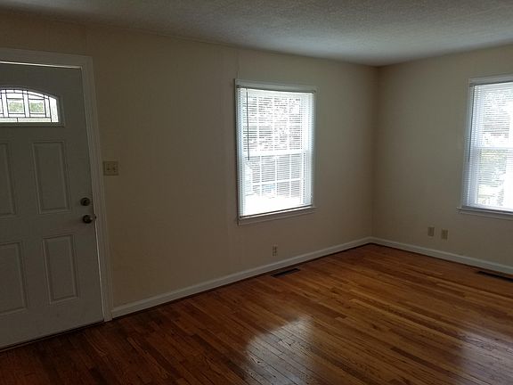 4th image of 5105 North St NW