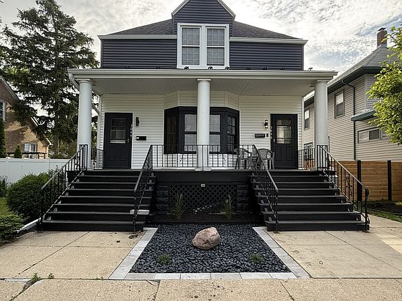 2nd image of 3044 Calwagner St