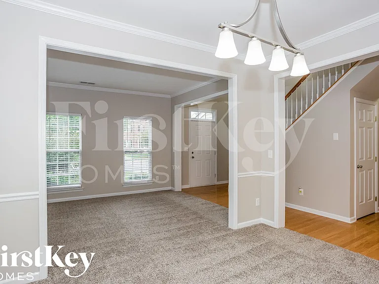 10912 Harringham Ln — Photo 5