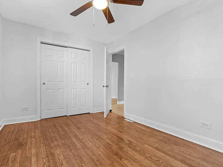 2228 S Wood St #1 — Photo 11