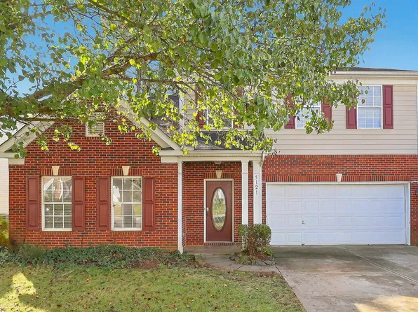 5121 Stowe Derby Dr, Charlotte, NC 28278