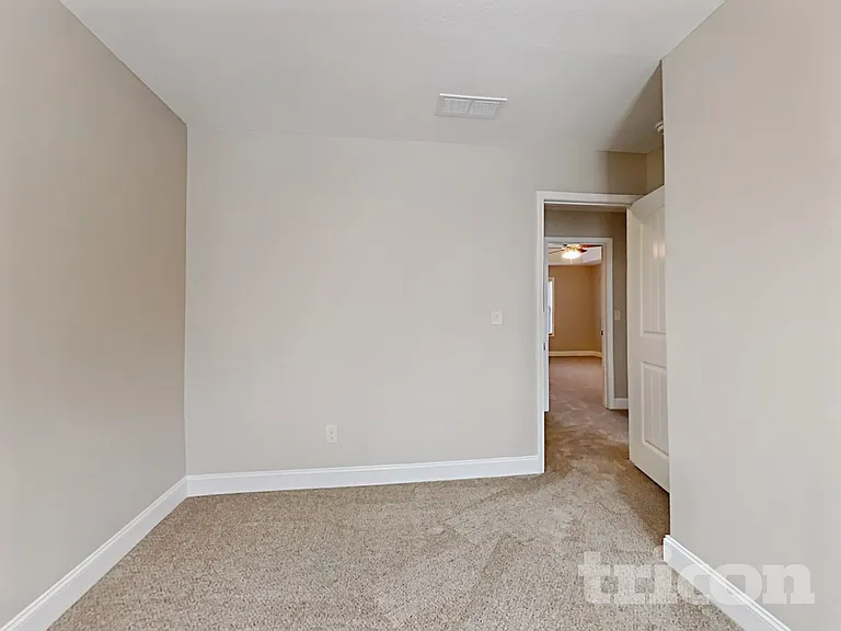 1656 Deer Creek Ln — Photo 15