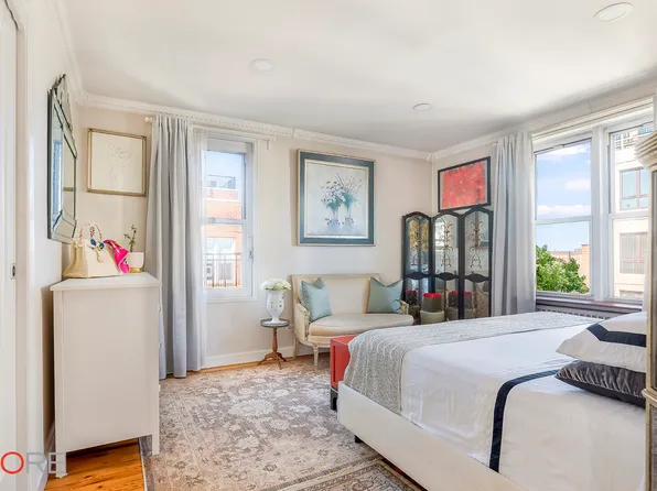 930 East 7th Street image 8 of 11