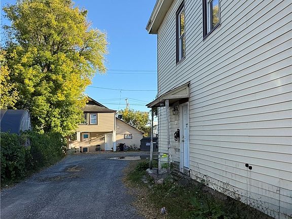 3rd image of 170 Madison St #168