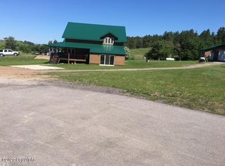 78 Hay Creek Rd, Aladdin, WY 82710