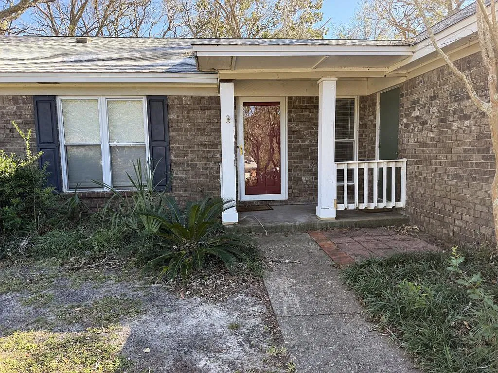 2719 Sanibel Pl — Photo 2