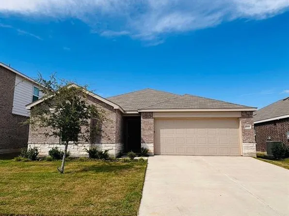 4444 Sagecroft Rd, Crowley, TX 76036
