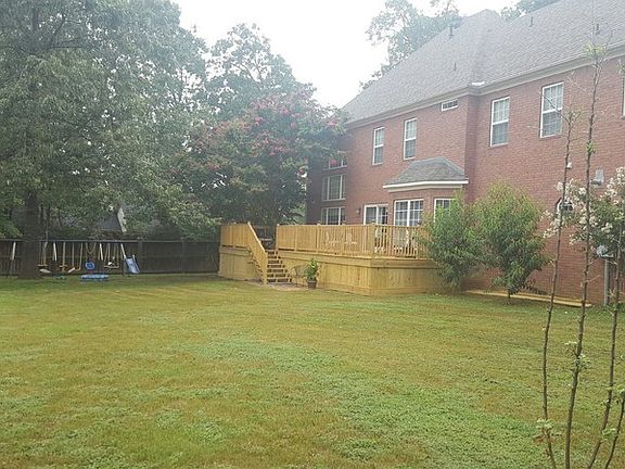 4th image of 1728 Royal Oaks Dr