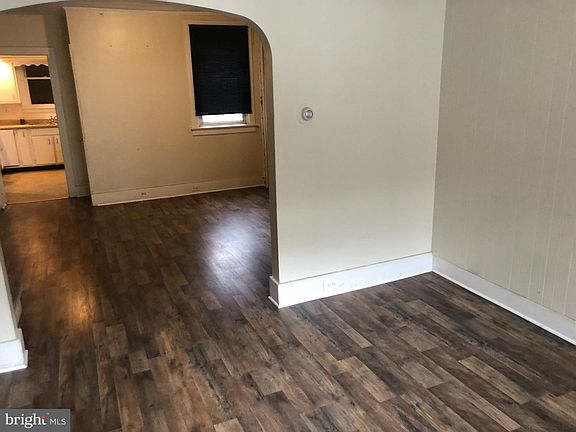 4th image of 817 Guilford St
