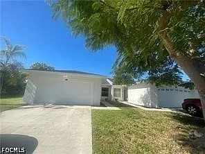 3 bed, 2.0 bath, 1434 sqft, $1,500 — Photo 1