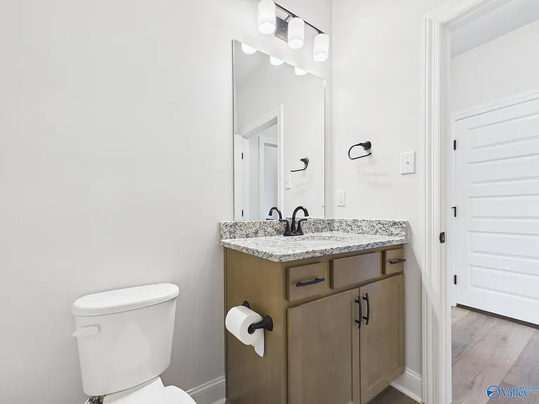 15573 Bees St — Photo 24