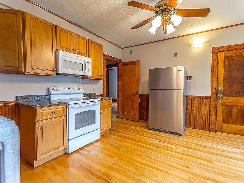 105 Ray St 2, Manchester, NH 03104 Zillow