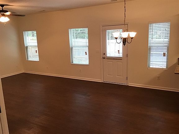 3rd image of 4883 Clarkstone Dr
