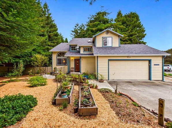 4869 Hidden Meadows Ln, Eureka, CA 95503