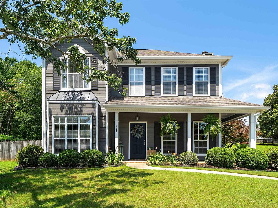 1st image of 414 Chadwick Cir