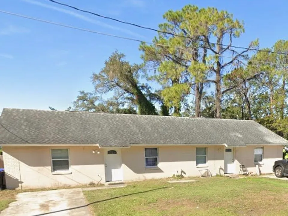 142 Pearlwood St