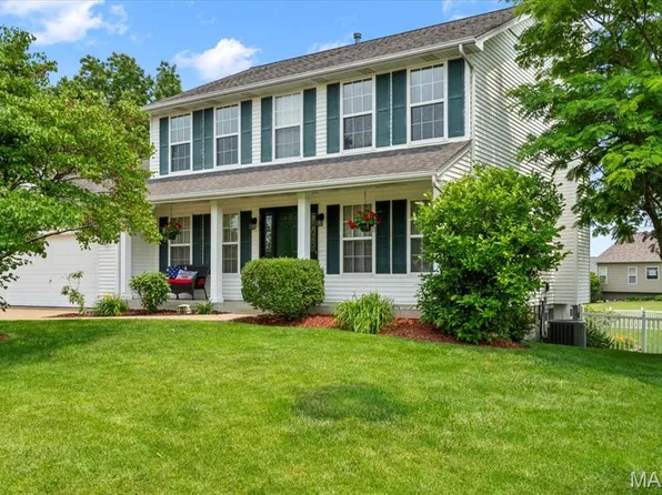 207 Floral Way, O'Fallon, MO 63368