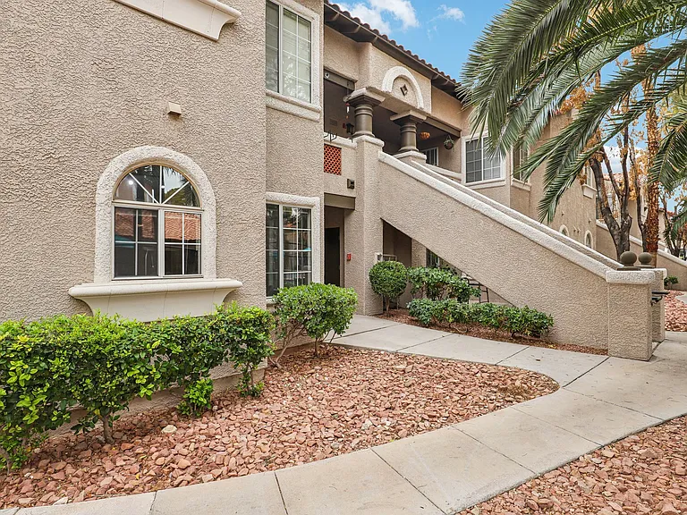 Valley View Senior Apartments — Photo 15