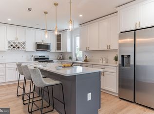 928 47th Pl NE, Washington, DC 20019