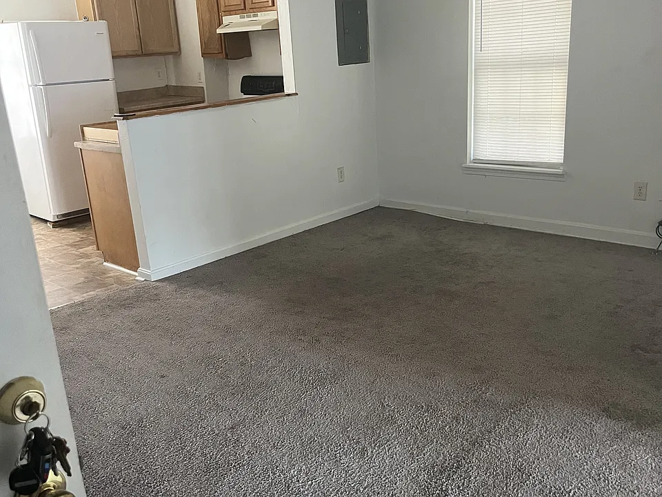 1038 Logan St #2