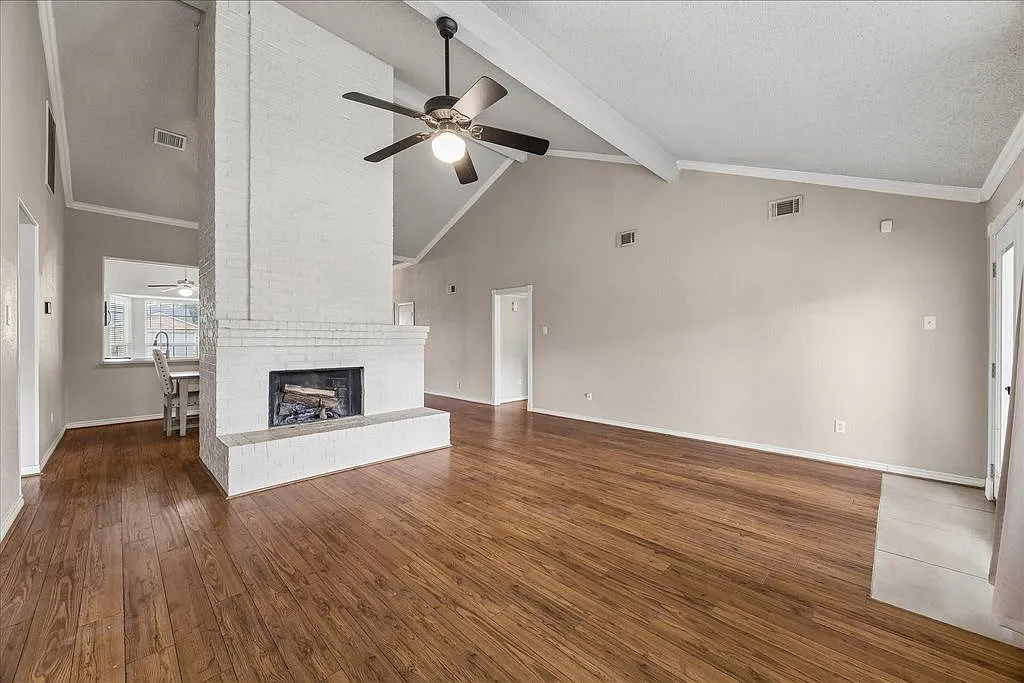 3 bed, 1776 sqft, $1,800 — Photo 4