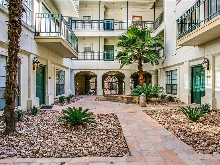 1908 San Antonio St #212 — Photo 16