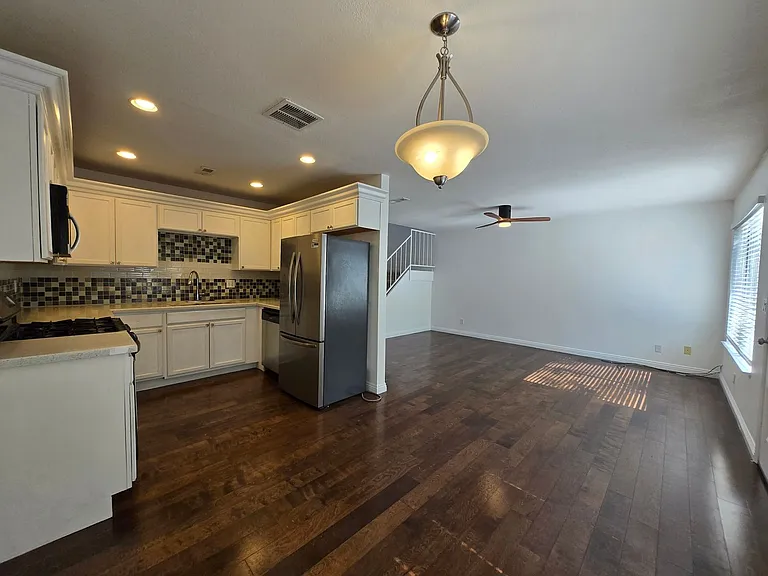 6425 Big Pine Way — Photo 7