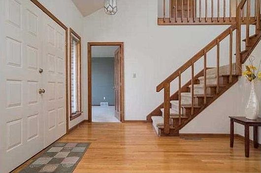 2nd image of 180 Fox Meadow Ln