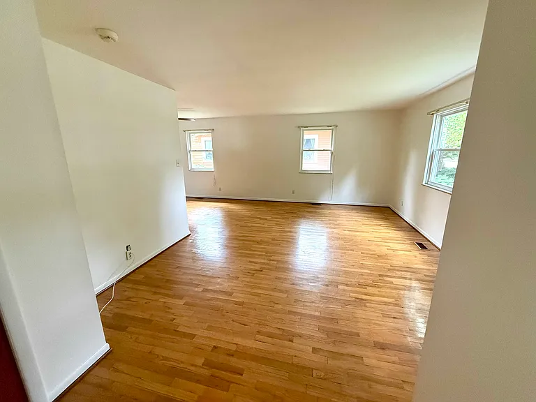 6031 Carrollton Ave — Photo 6