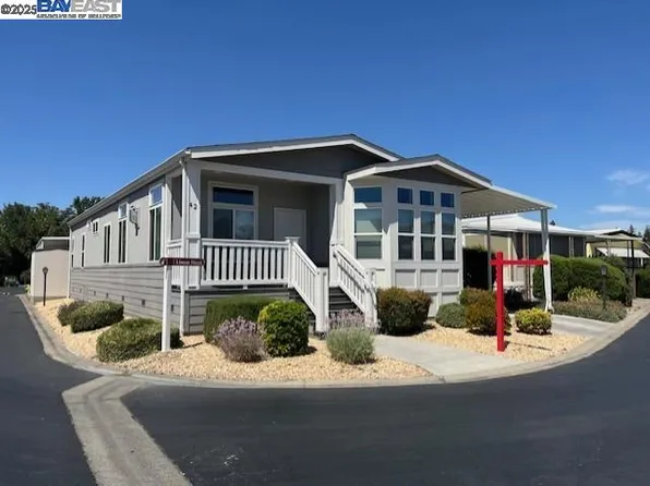 3263 Vineyard Ave Space 42, Pleasanton, CA 94566