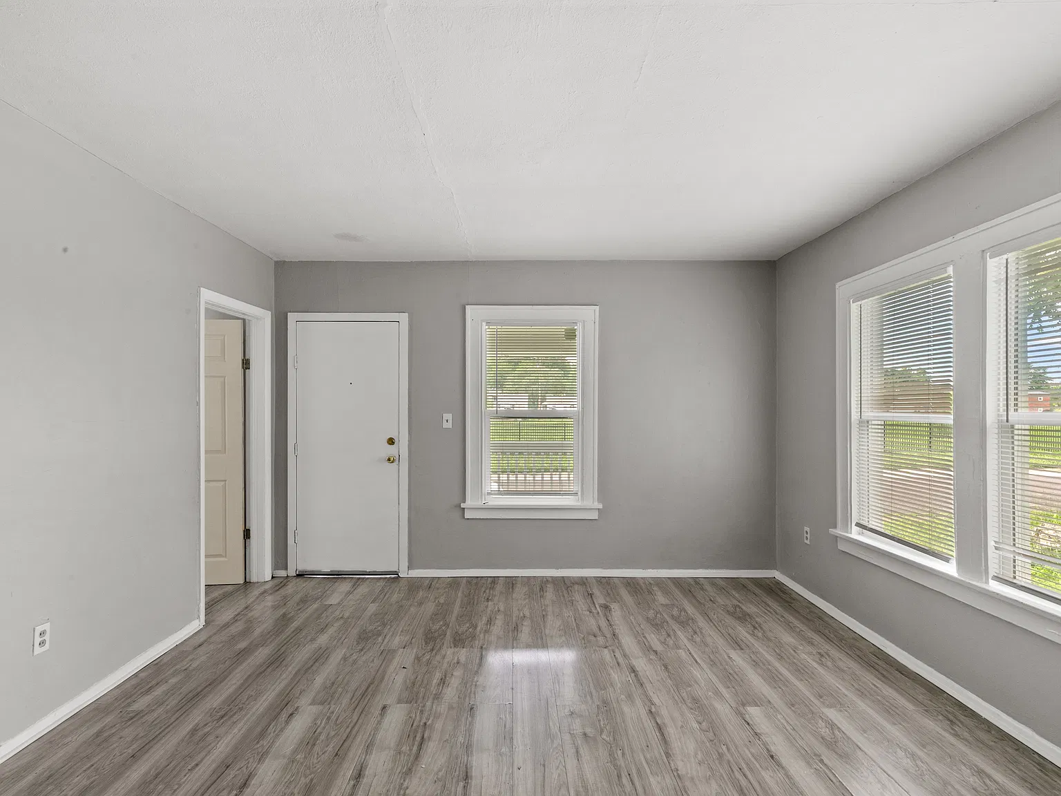 5724 Janet Ave Saint Louis MO 63136 — Photo 4