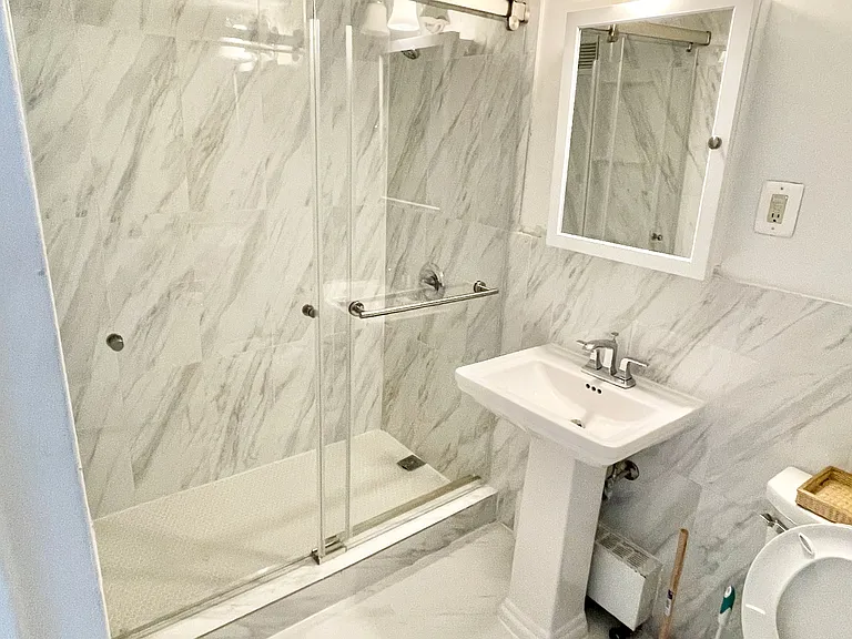 2401 H St NW #712 — Photo 14