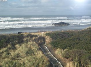 30650 Sandy Dr, Gold Beach, OR