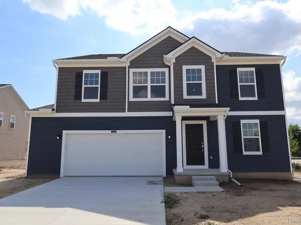 34398 Sandpiper Ct, Chesterfield, MI 48047