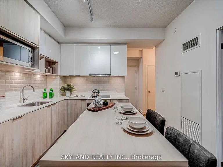 52 Forest Manor Rd #414 — Photo 11