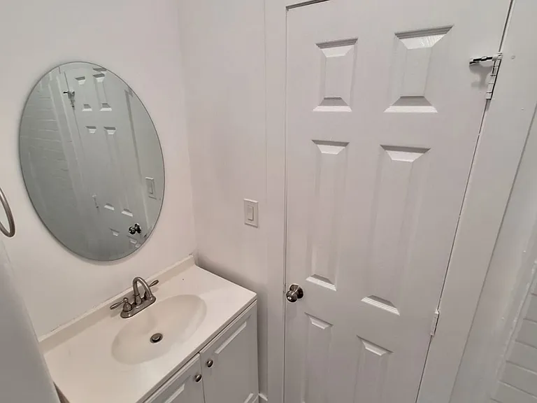 414 N Coronado St #111 — Photo 12