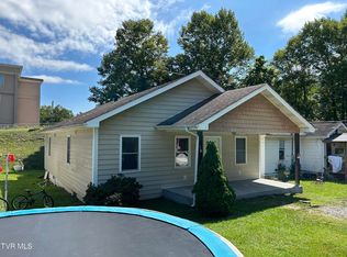 18 11th St SW, Norton, VA 24273