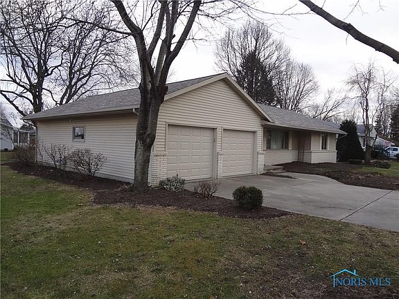 2nd image of 303 S Maplewood Ave