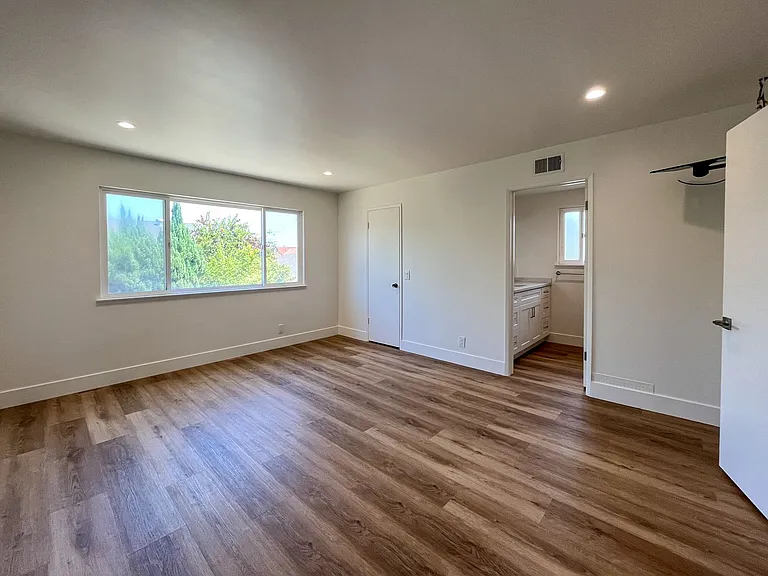 5281 Tattershall Ave — Photo 29