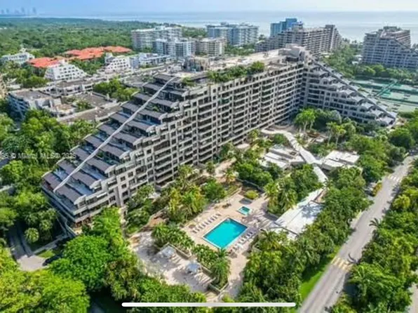 151 Crandon Blvd APT 128, Key Biscayne, FL 33149