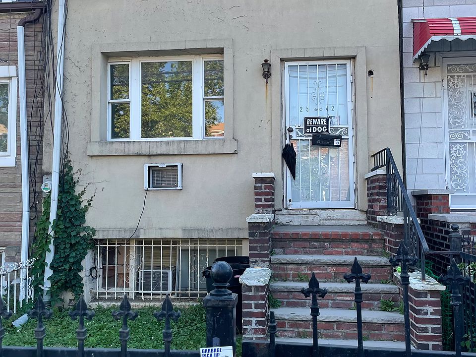 1st image of 2542 100th St