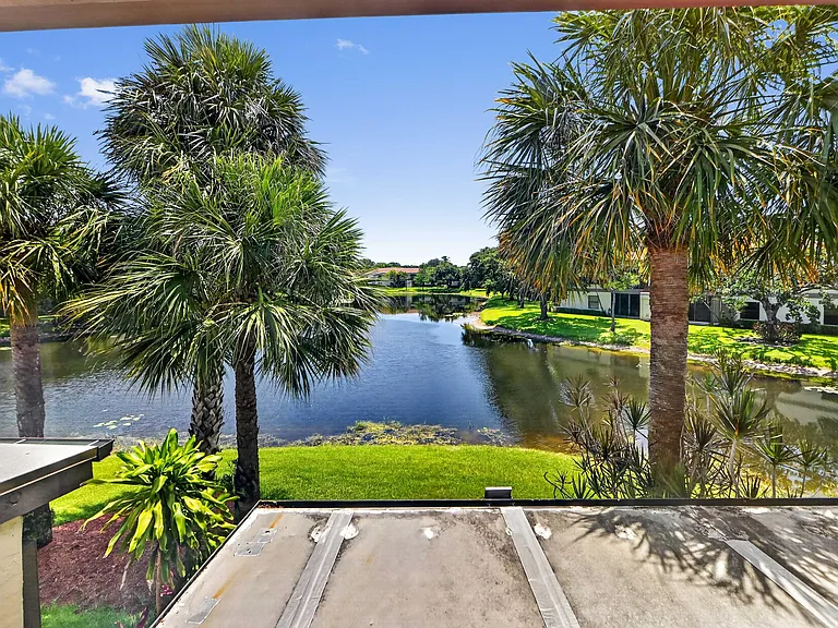 4587 Carambola Cir S #27218 — Photo 27