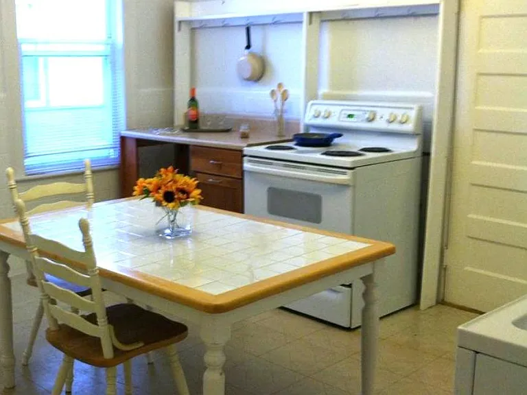 121 Elm St #3 — Photo 17