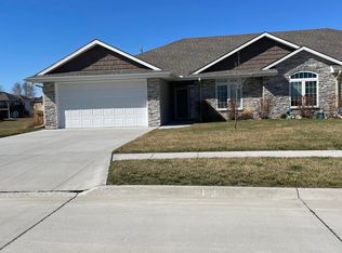 5213 Carriage Rd, Council Bluffs, IA 51501