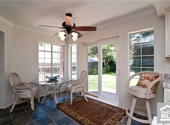 Casual Dining Area, Opens to Kitchen